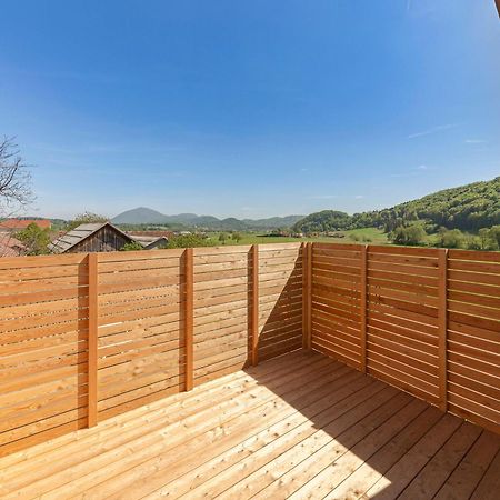 Rooms S Center Slovenske Konjice Eksteriør bilde